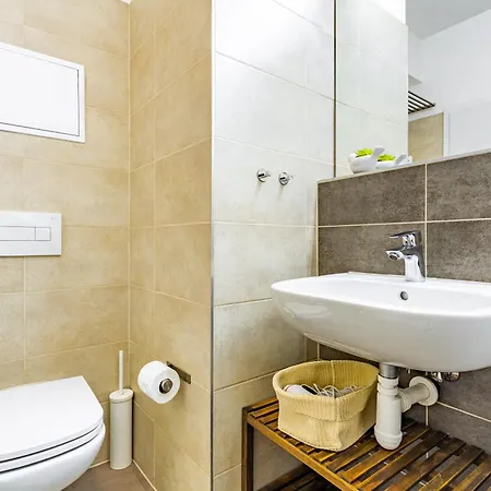 Adm Historic Center Modern Apartment Pressburg